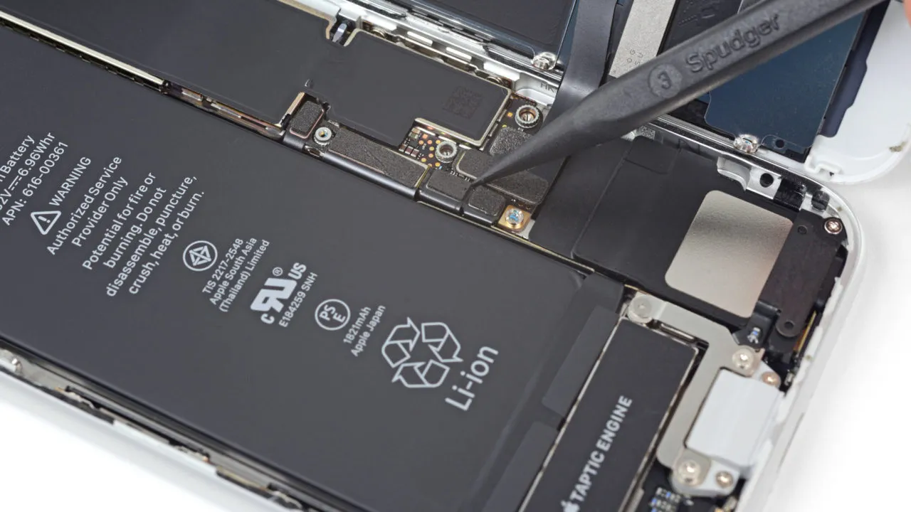 sostituzione della batteria dell'iphone