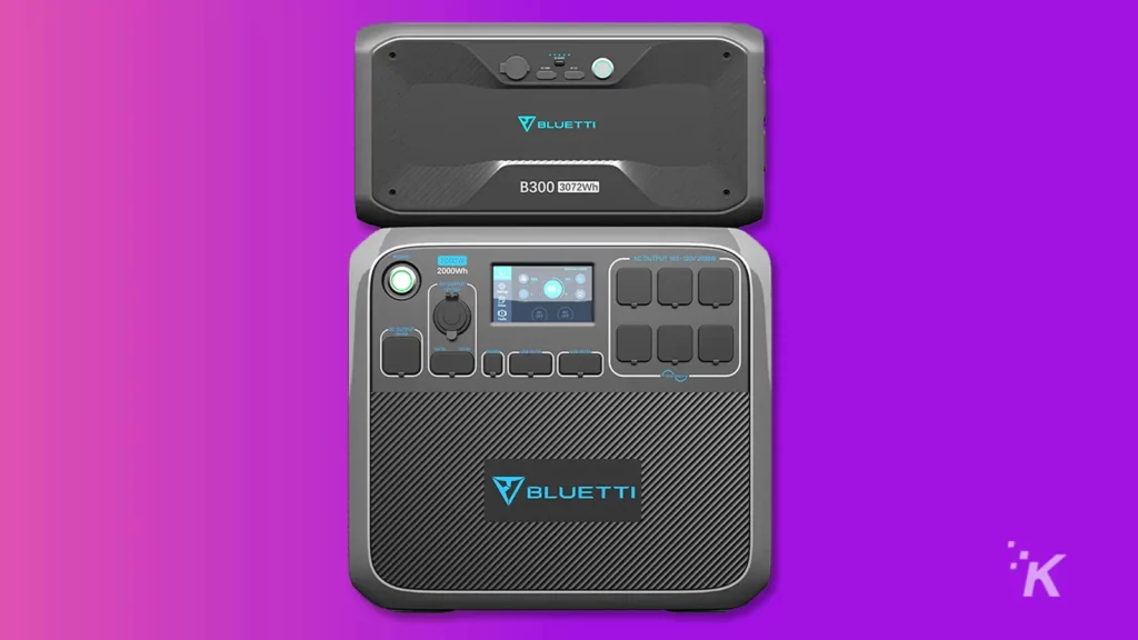 BLUETTIポータブルソーラー発電機コンボ