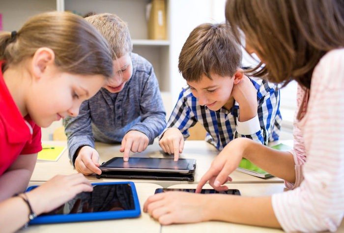 siswa ipad Buying a computer for your child? Think about an iPad! - ipad students