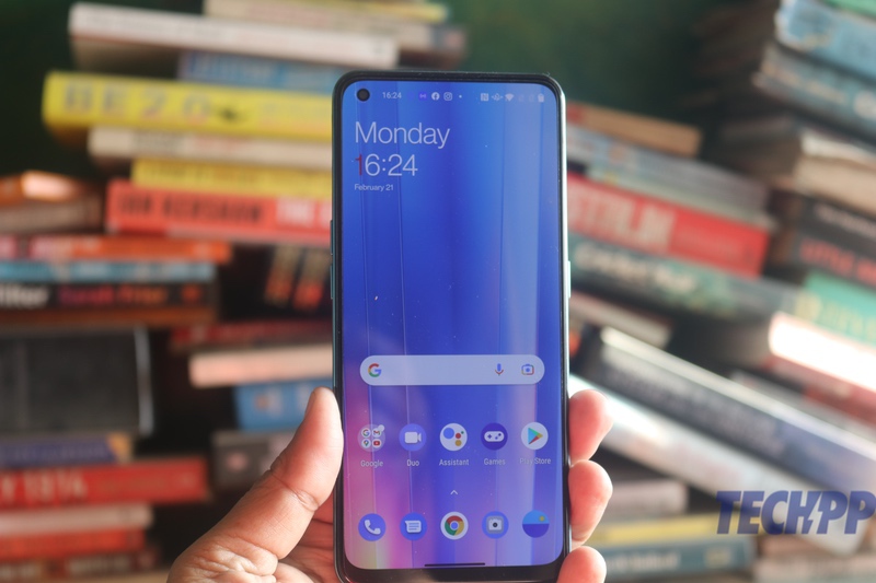 oneplus-nord-ce-2-review-display