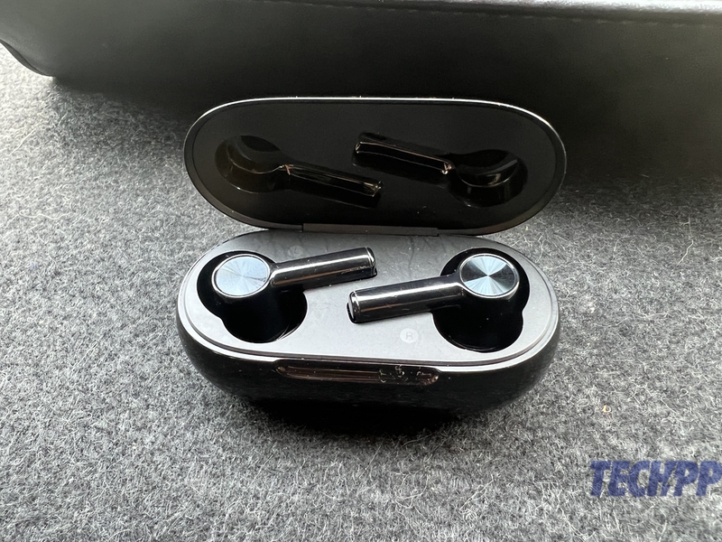 OnePlus Buds Z2 Review: Budget ANC Buds for Bassheads - oneplus buds z2 review 6
