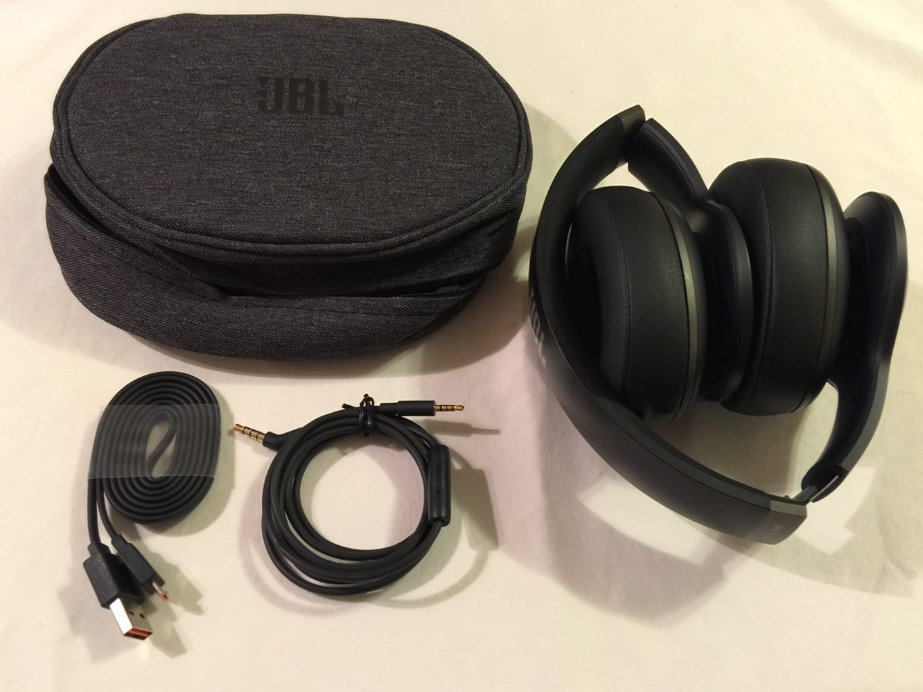 Revisão: Fone de ouvido Bluetooth JBL Everest Elite 700