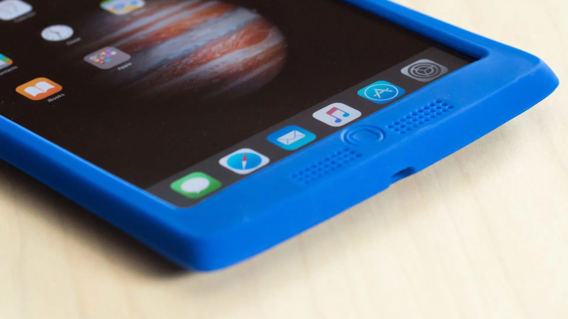 uzbl airwave ipad mini fund