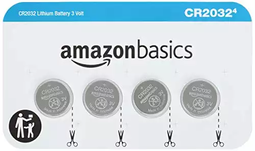 Paquete de 4 pilas de botón de litio CR2032 de Amazon Basics