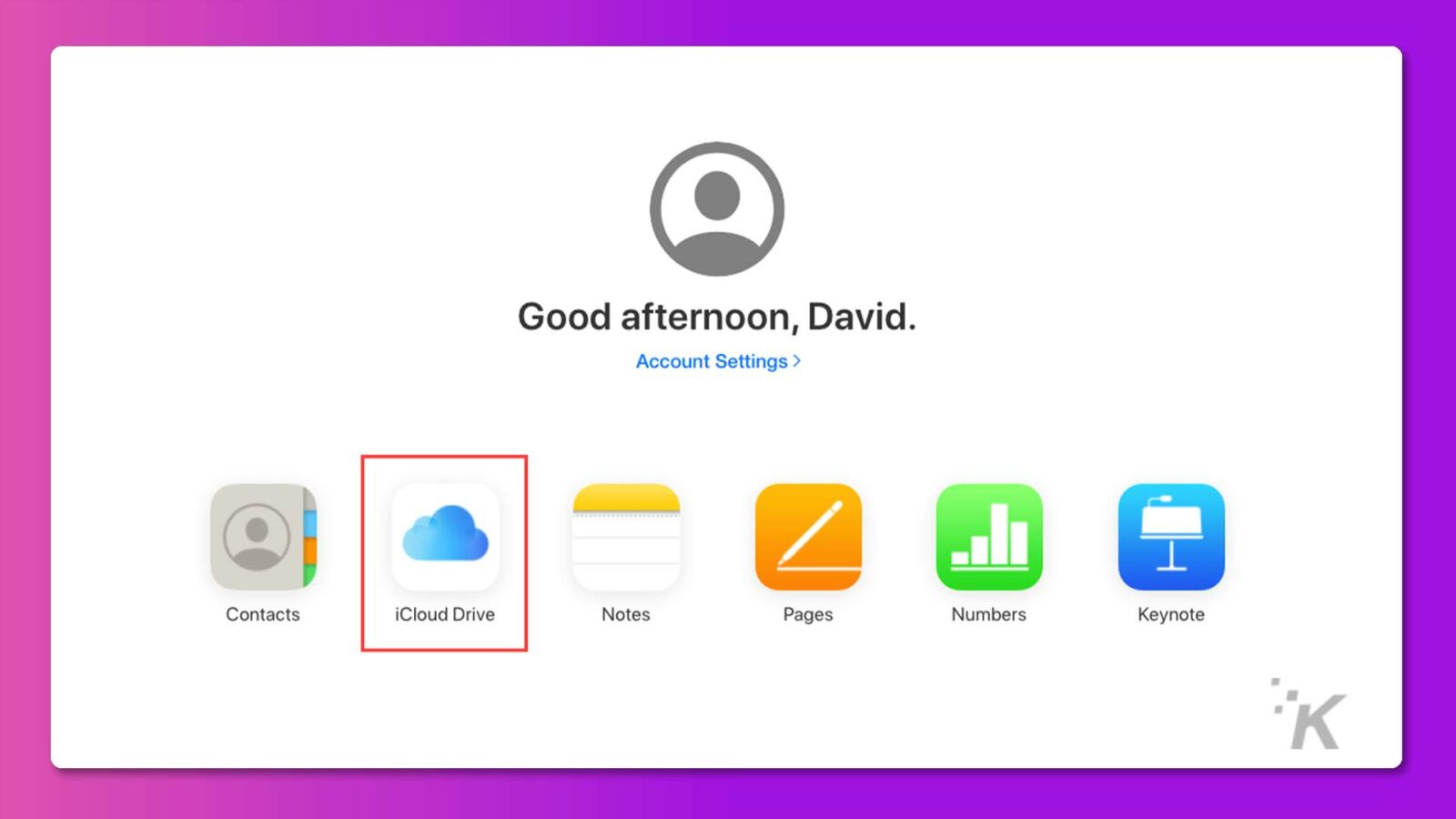 David sedang mengakses pengaturan akun mereka untuk melihat kontak, iCloud Drive, Notes, Pages, Numbers, dan Keynote mereka. Teks Lengkap: