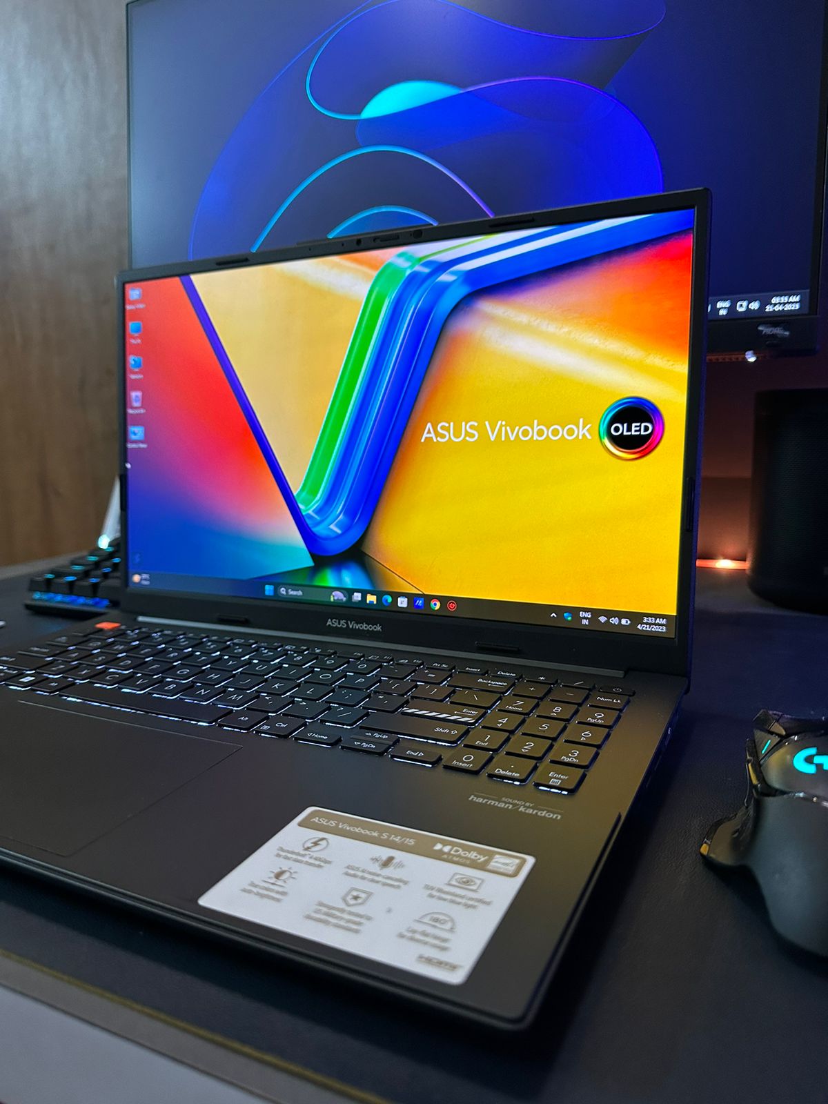 asus vivobook s15 oled full review: display overview