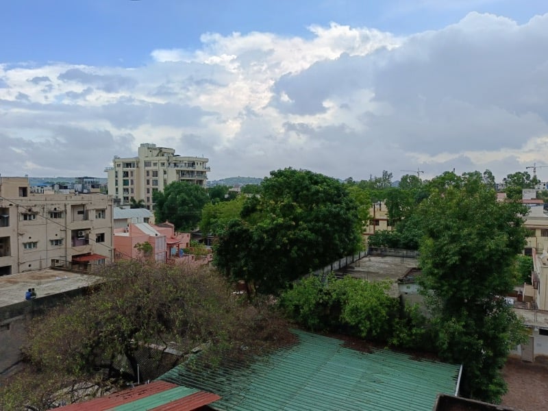 realme 11 pro primary camera shots in daylight