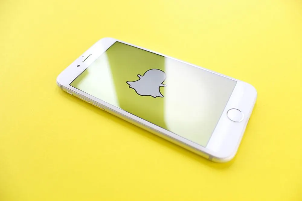 jak używać Snapchata i Bitmoji razem
