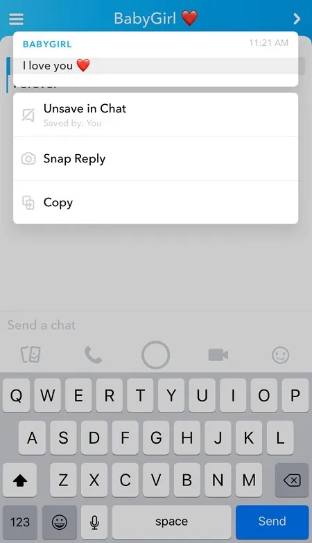 Snapchat 在聊天中取消保存按鈕