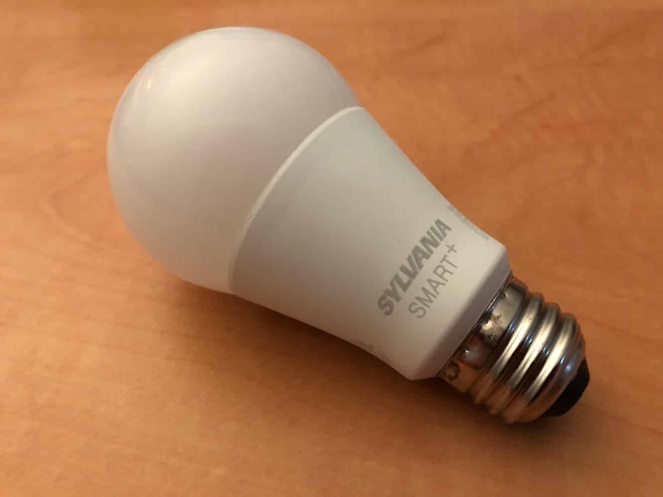 İnceleme: Sylvania Smart+ Yumuşak Beyaz LED Ampul, Tam Renkli LED Ampul + Tam Renkli LED Flex Şerit