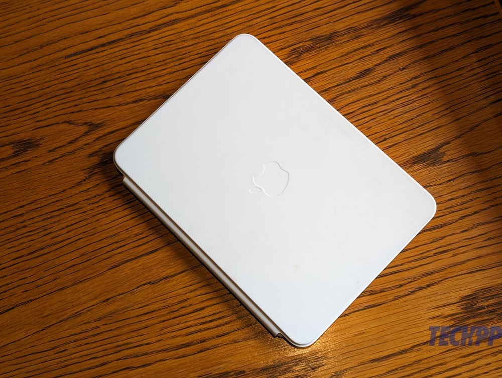 apple ipad magic keyboard folio price