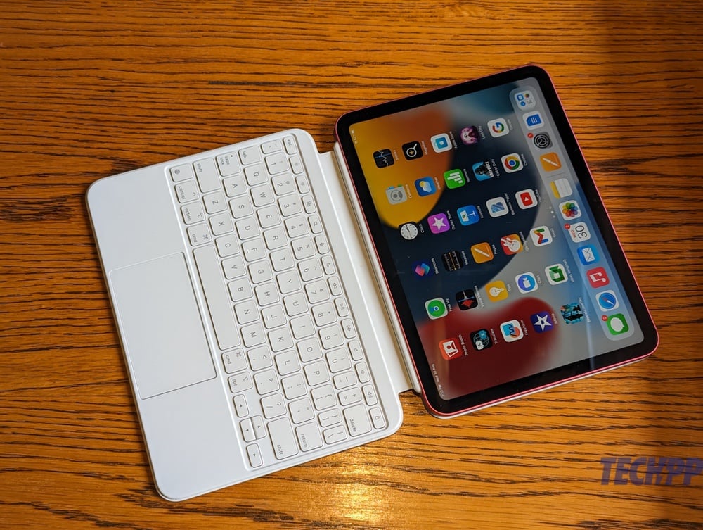 apple ipad magic keyboard folio kickstand