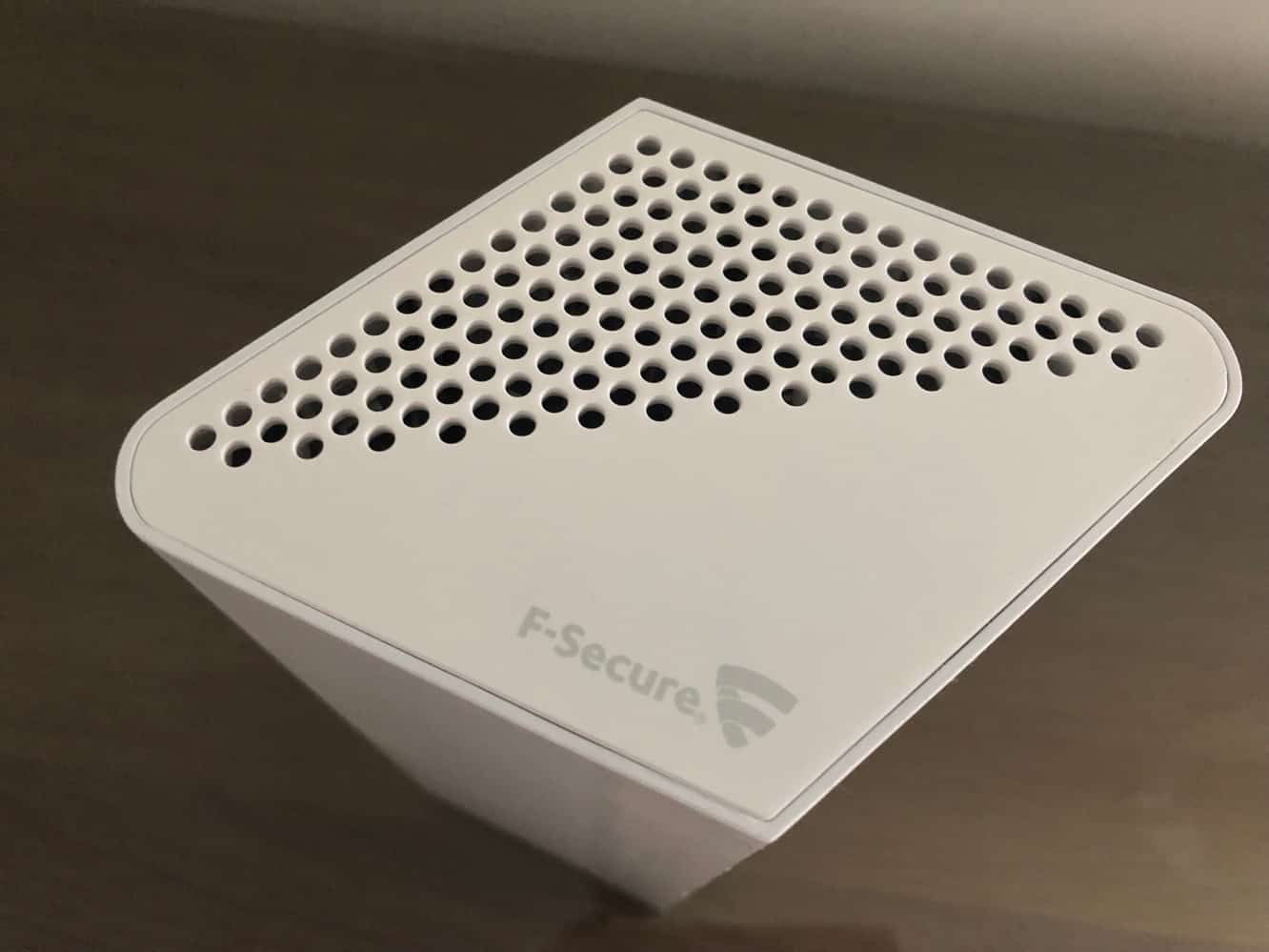 レビュー：F-Secure Sense SecureWi-Fiルーター