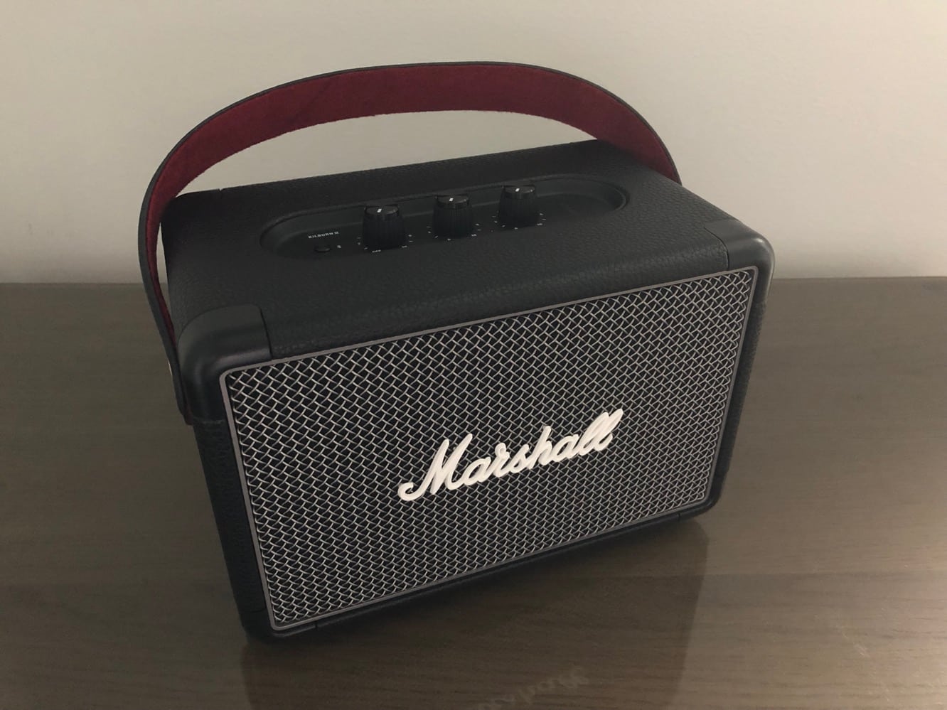 รีวิว: Marshall Kilburn II Portable Bluetooth Speaker