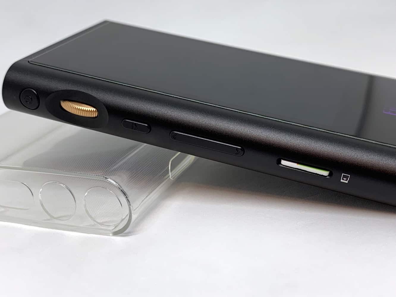 Ulasan: Fiio M9 Portable High-Resolution Audio Player