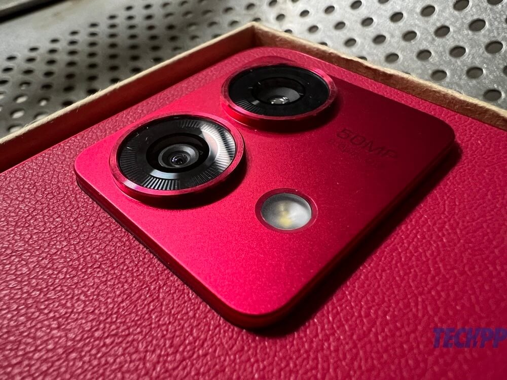moto g84 cameras