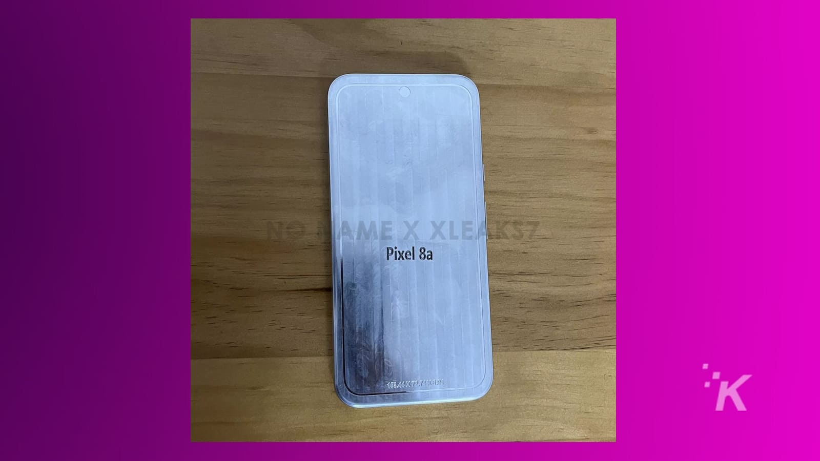Vista frontal simulada do Google pixel 8a