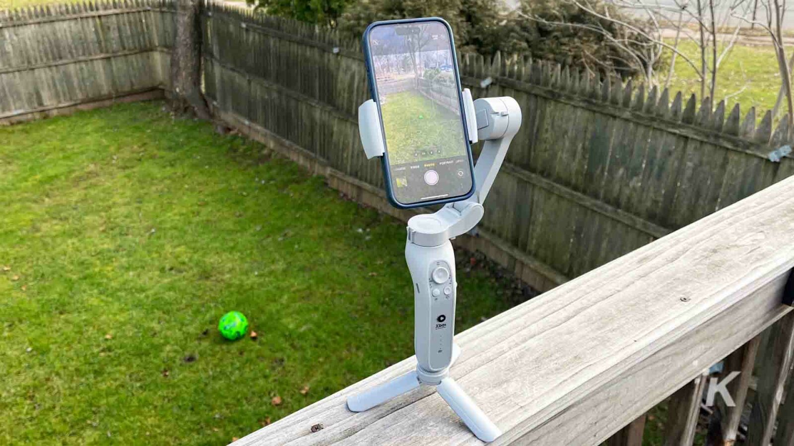 デッキ上の Xbotgo AI スポーツ ジンバル