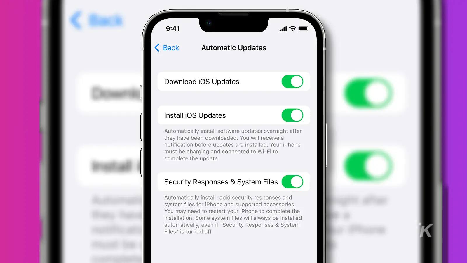Apple、重大なセキュリティ欠陥のためユーザーにiOS 17.4にアップデートするよう呼びかけ Ios automatic updates turned on mockup