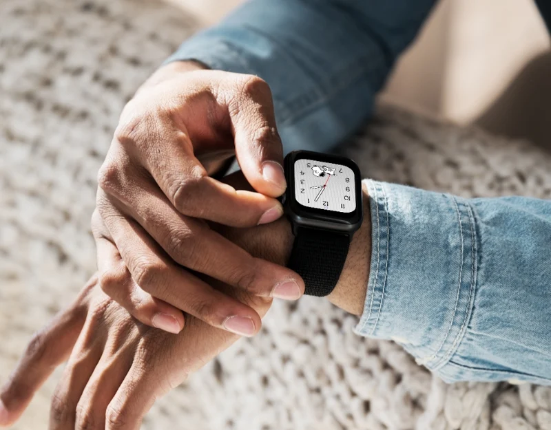 adjust apple watch display settings