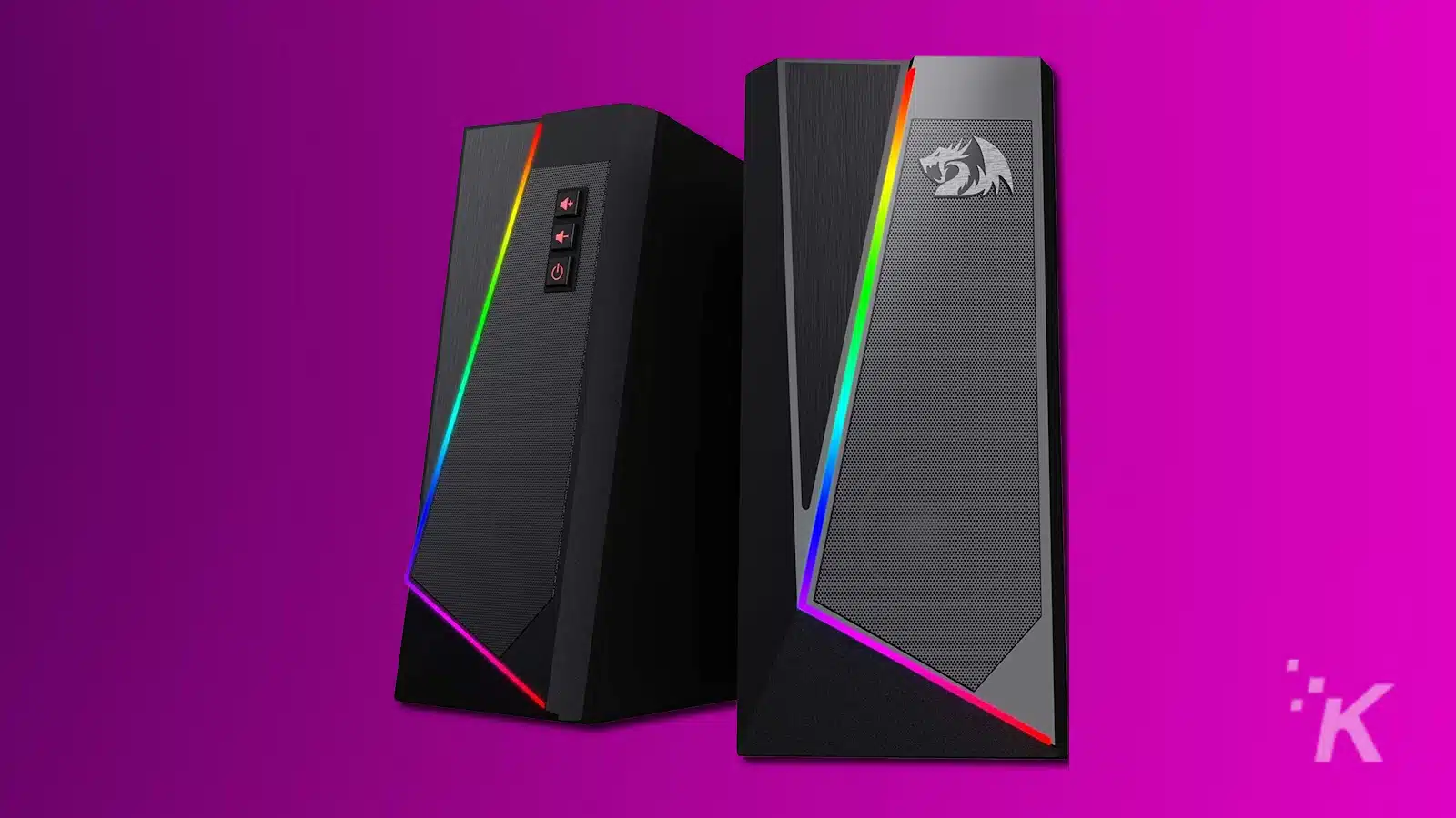 Gaming-Lautsprecher mit RGB-Beleuchtung auf violettem Hintergrund