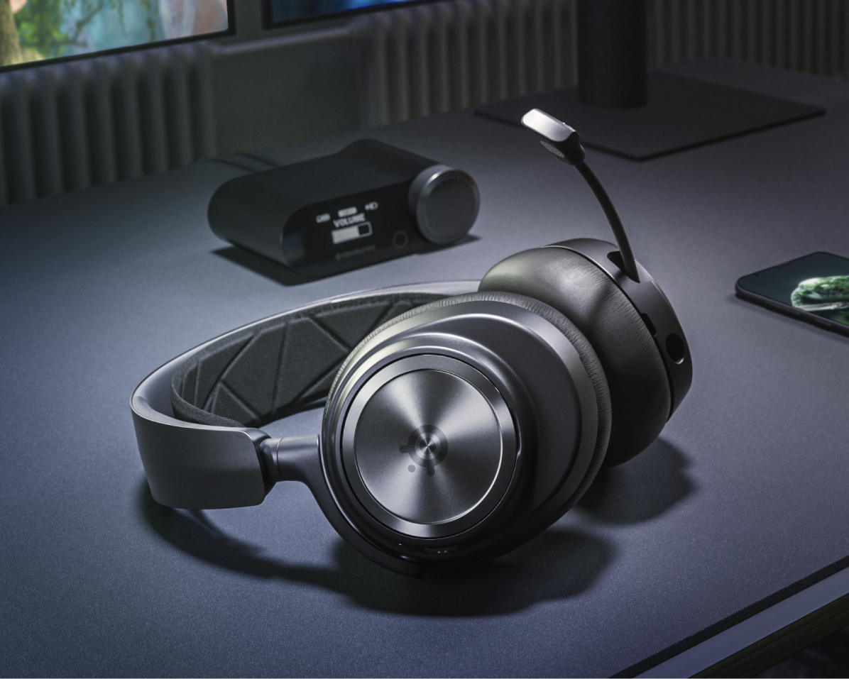 Auriculares inalámbricos para juegos SteelSeries Arctis Nova Pro