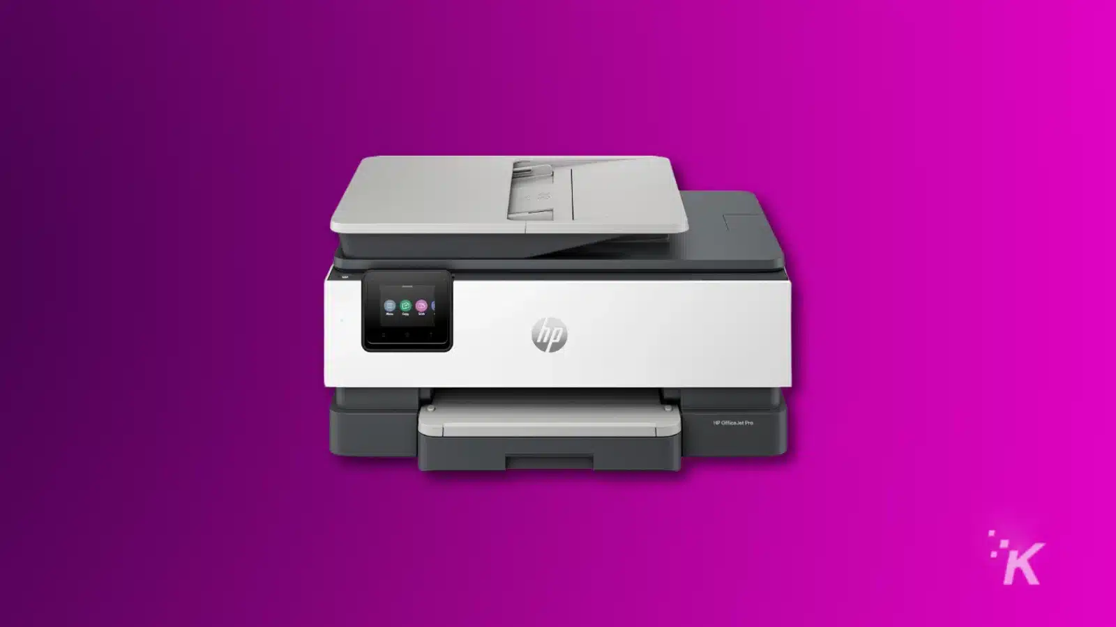 紫色の背景に HP 多機能プリンター