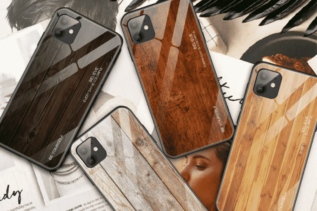 Funda de madera para iPhone 12