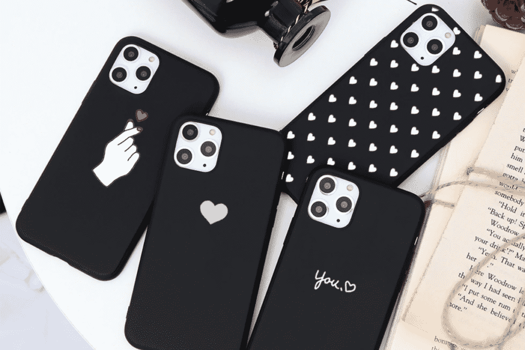 Capa Soft Love para iPhone 12