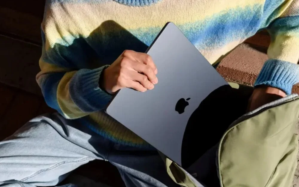 MacBook in der Tasche tragen macbook carrying in the bag