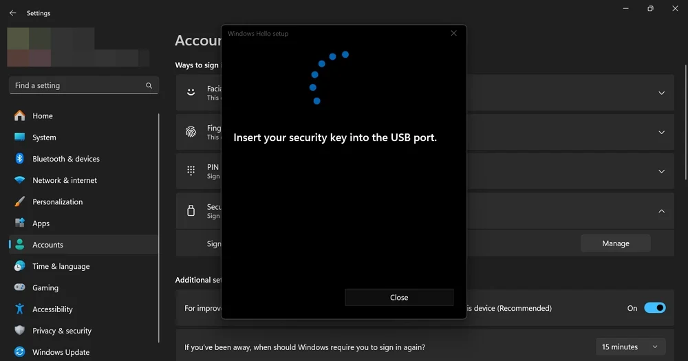 insert security key on windows 11