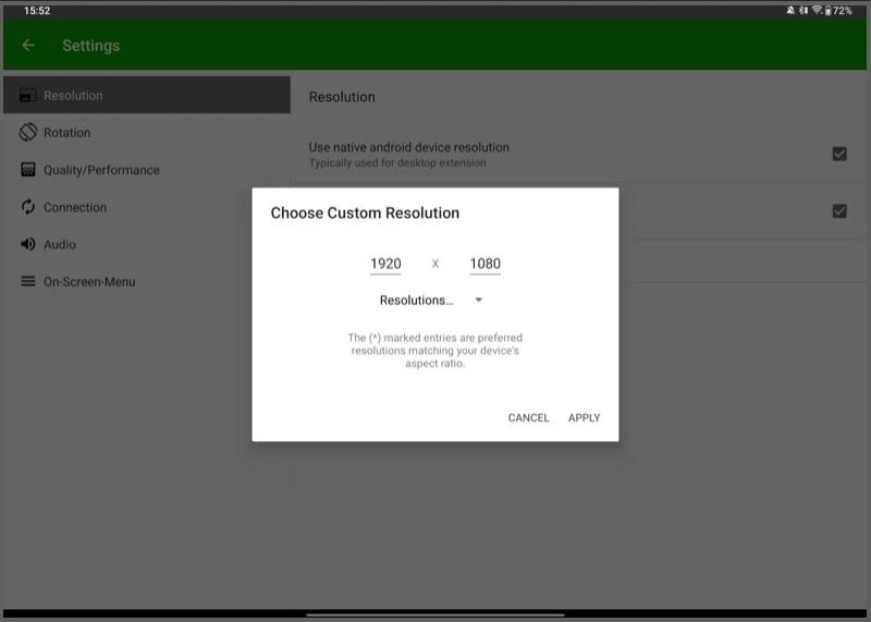 selecting a custom screen resolution in the spacedesk viewer app on an android tablet.