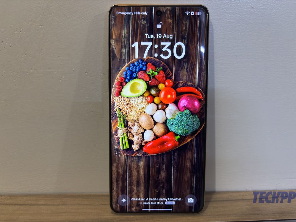 realme 15 pro display