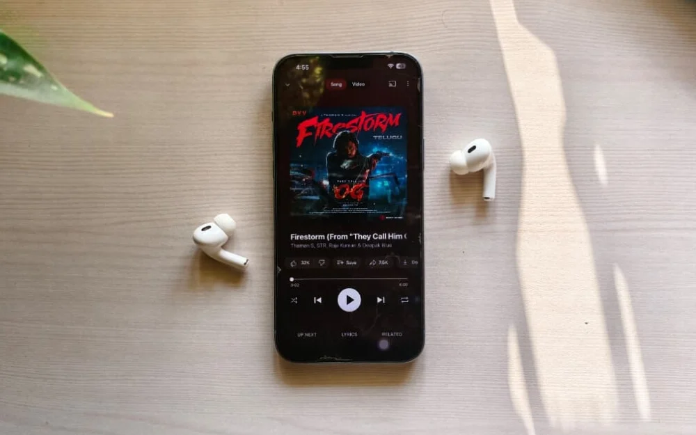 automatically pause music when you fall asleep
