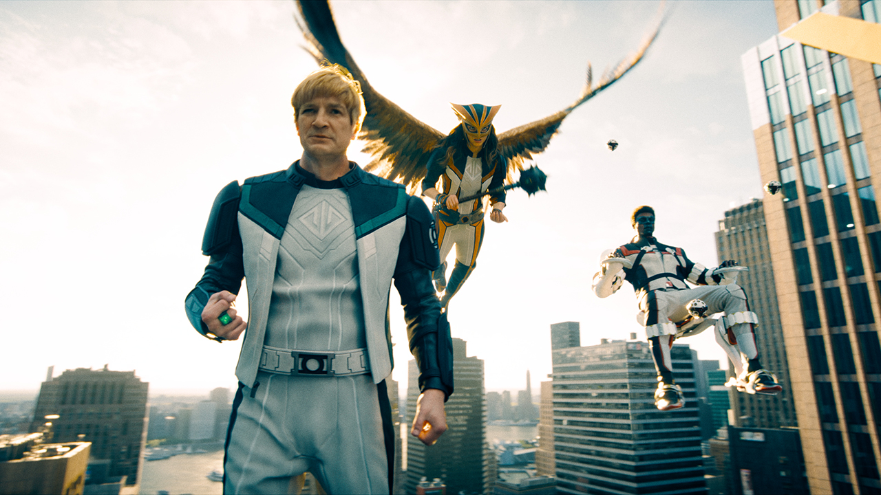 Green Lantern, Hawkgirl și Mister Terrific în aer în Superman
