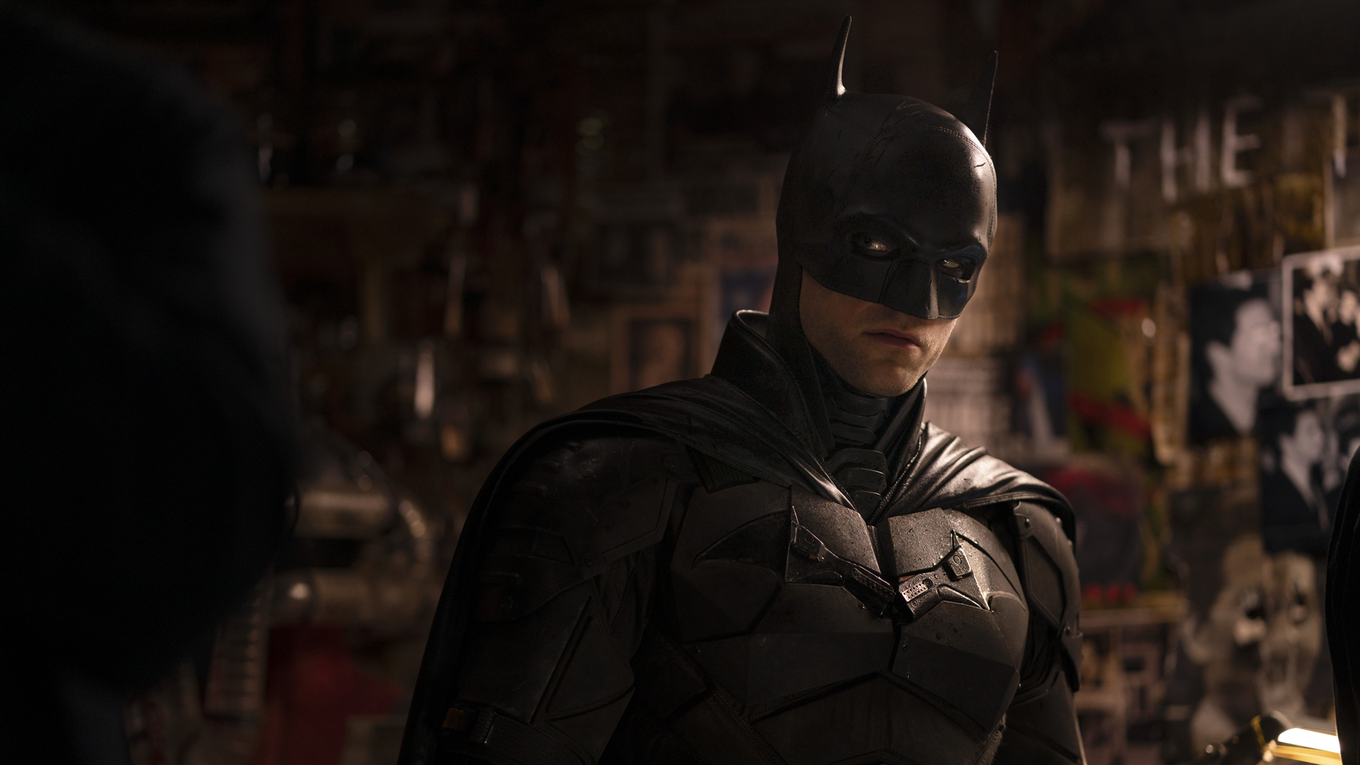 Robert Pattinson joacă rolul lui The Dark Knight în filmul Batman