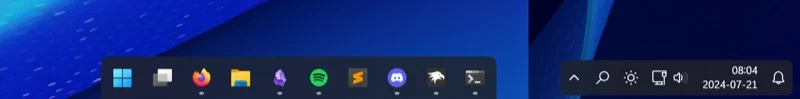 translucent taskbar theme on a windows 11 desktop.