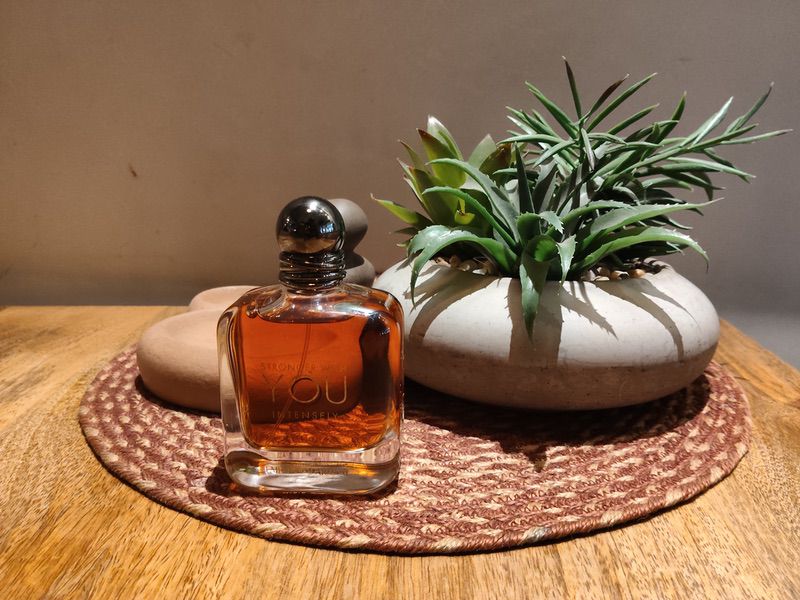 poco m8 review: classic mid-segment performer with classy premium looks - img 20260111 150641