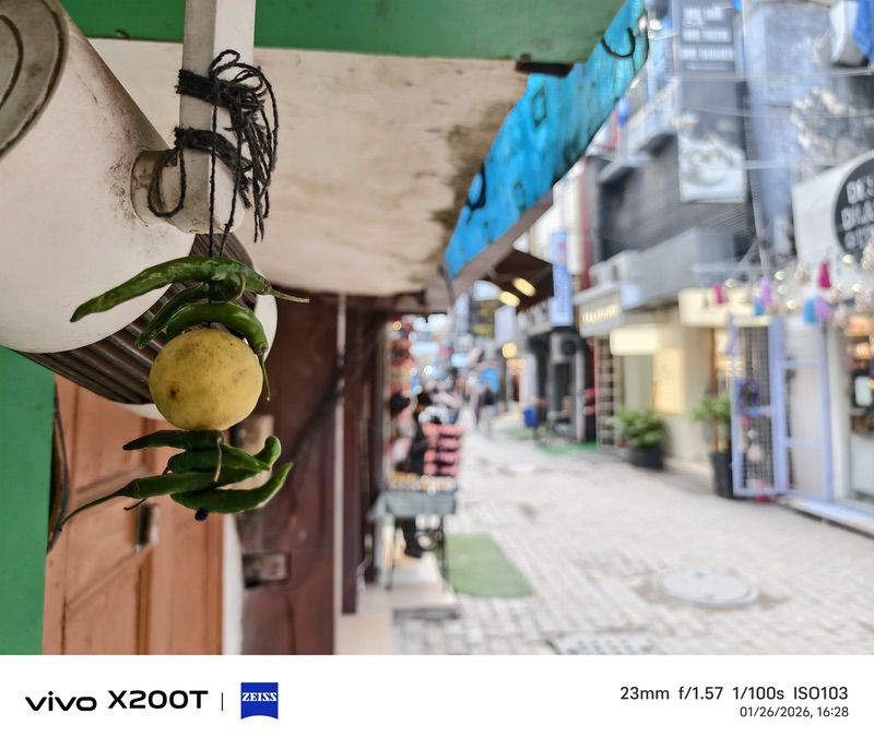 vivo x200t review: flagship killer with flagship cameras - img 20260126 162856