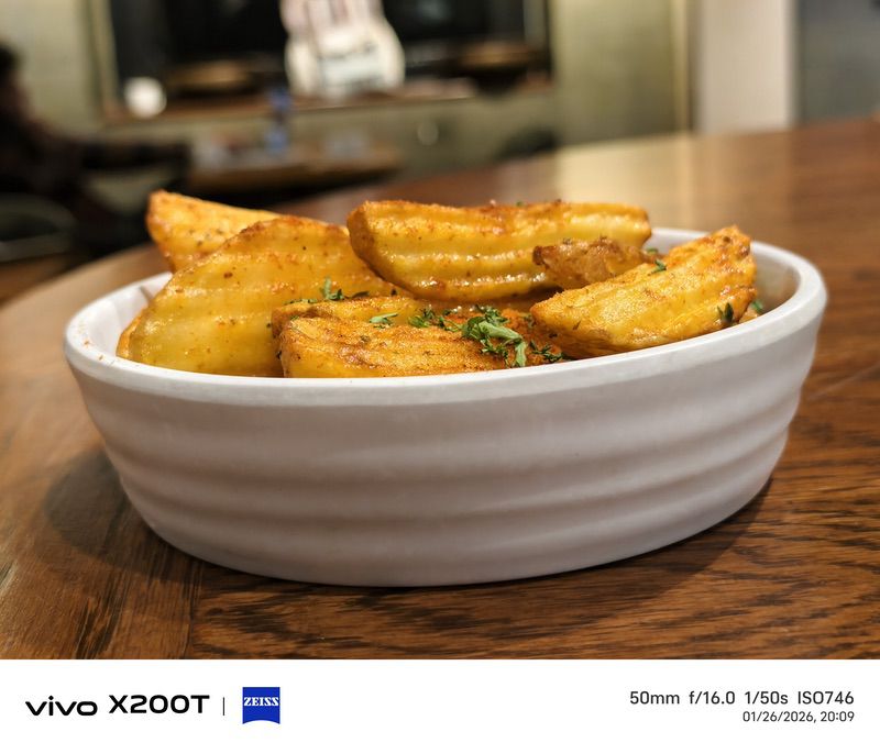 vivo x200t review: flagship killer with flagship cameras - img 20260126 200900