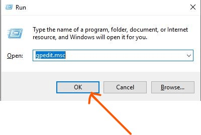Apri il comando Esegui e inserisci gpedit.msc