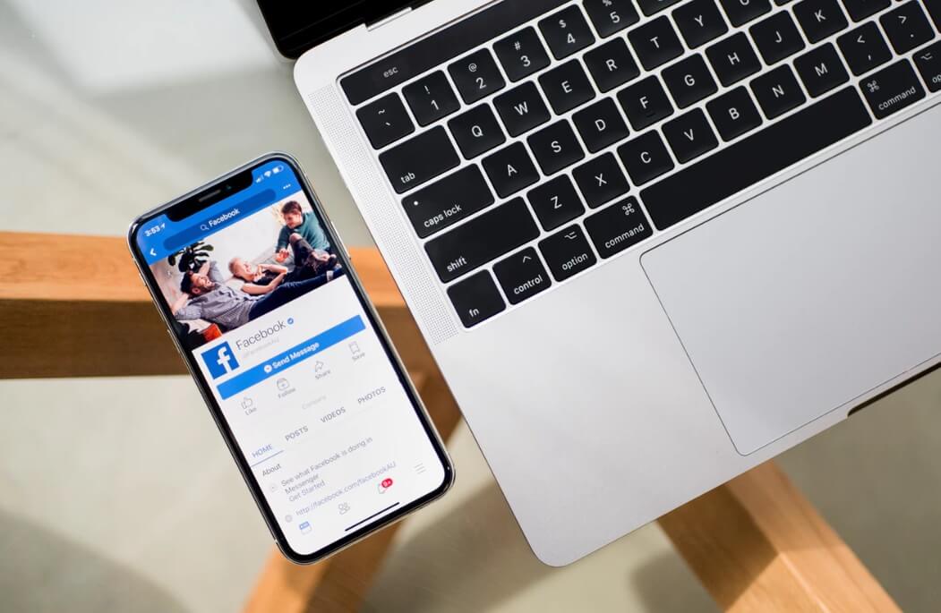 violazione di brevetto facebook blackberry
