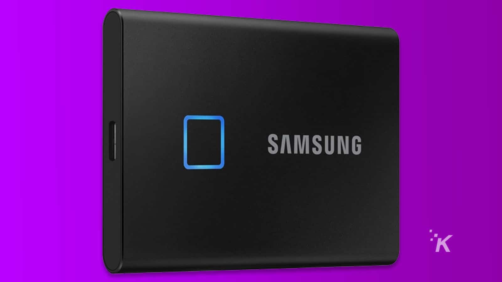 ssd externo samsung con sensor de huellas dactilares