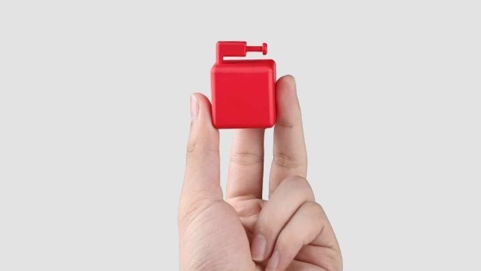 pequeño robot de la campaña de financiación colectiva fingerbot