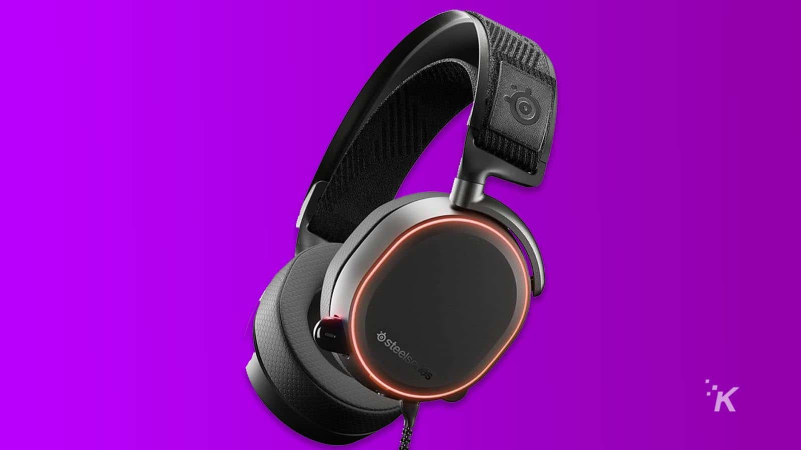 headset gaming steelseries untuk game fortnite