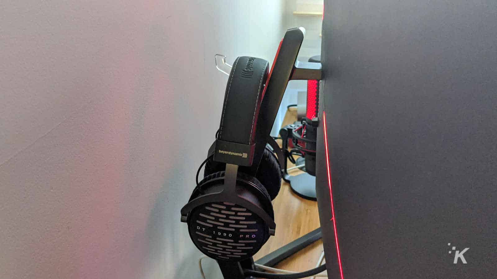 monitor nixeus