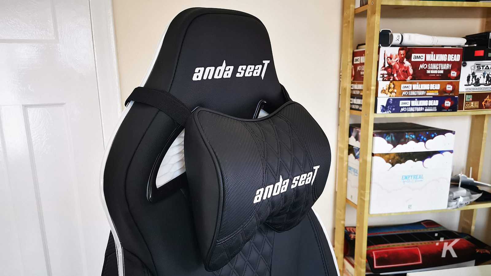 Подушка для шеи Andaseat Throne