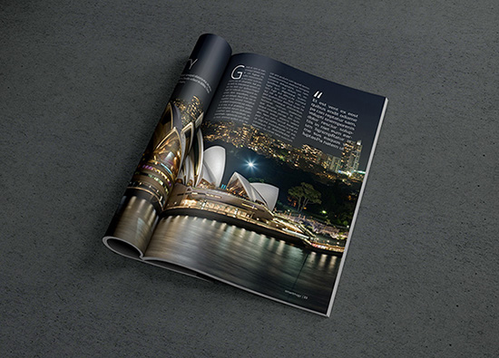 Rivista fotorealistica MockUp #2