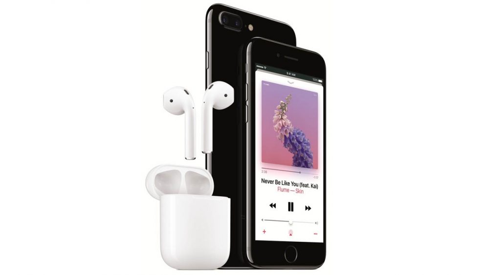 iPhone 7 com AirPods, 2016