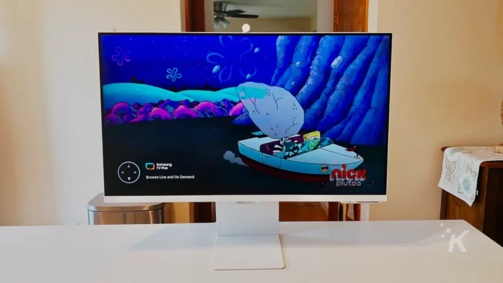 samsung m8 akıllı tv özelliği